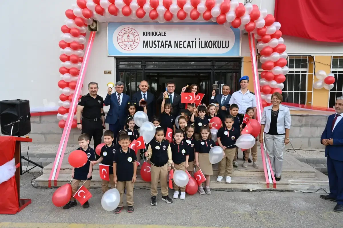 Kırıkkale’de ilk ders zili coşkuyla çaldı