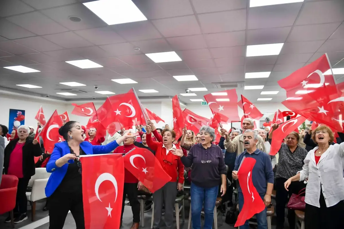 ABB Batıkent Emekliler Lokali’nde Cumhuriyet coşkusu