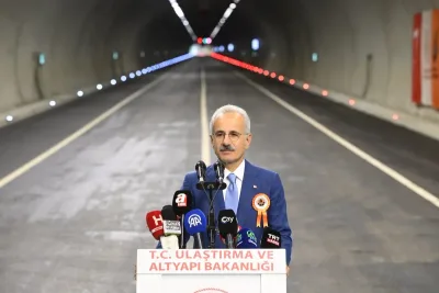 Bakan Uraloğlu: Çamlıhemşin Tüneli yıllık 772 milyon lira tasarruf sağlayacak