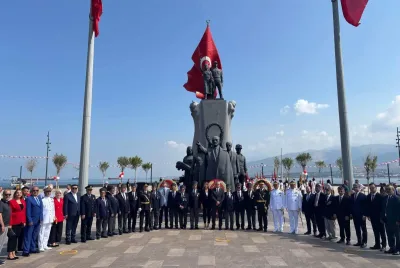 İskenderun’da Zafer Bayramı coşkusu