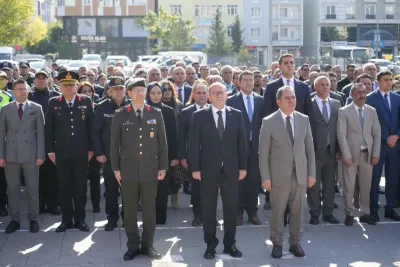 Atatürk’ün Kars’a gelişinin 102. yılı törenlerle kutlandı