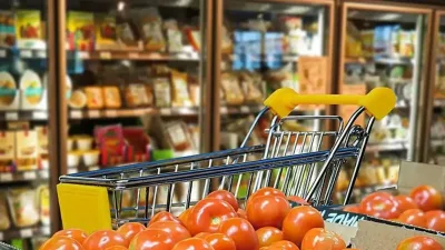Ticarette sınırlı artış, perakendede güçlü yükseliş