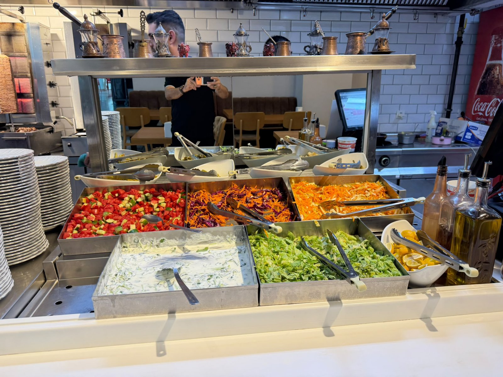 303534